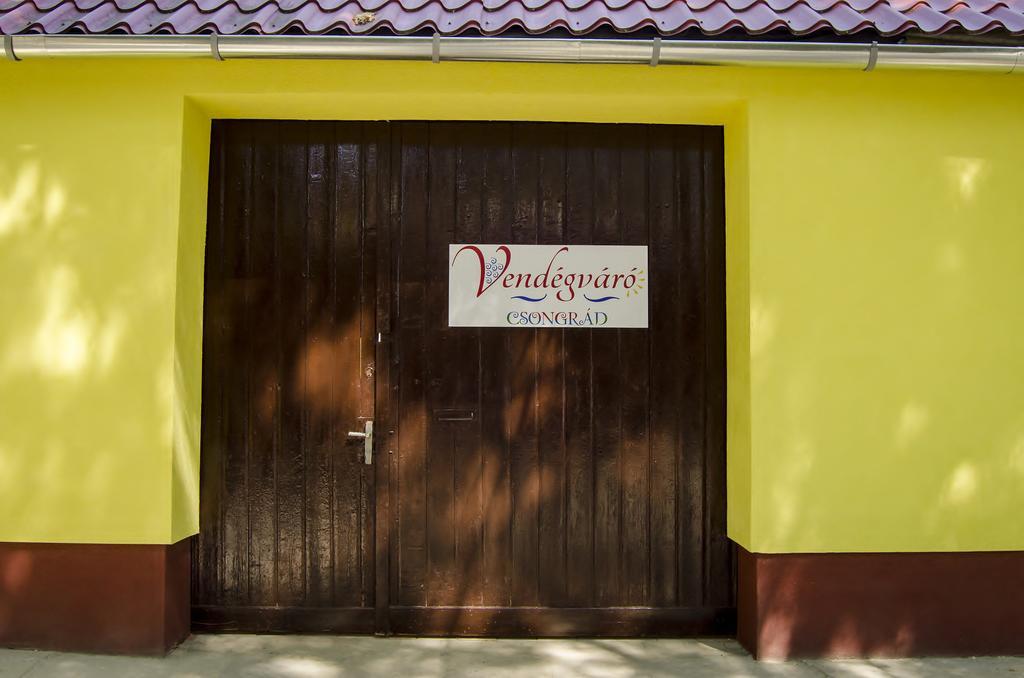 Appartement Csongrádi Vendégváró Apartmanok, Szarka Ház