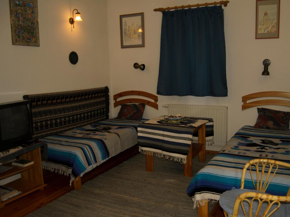 Csongrádi Vendégváró Apartmanok, Szarka Ház